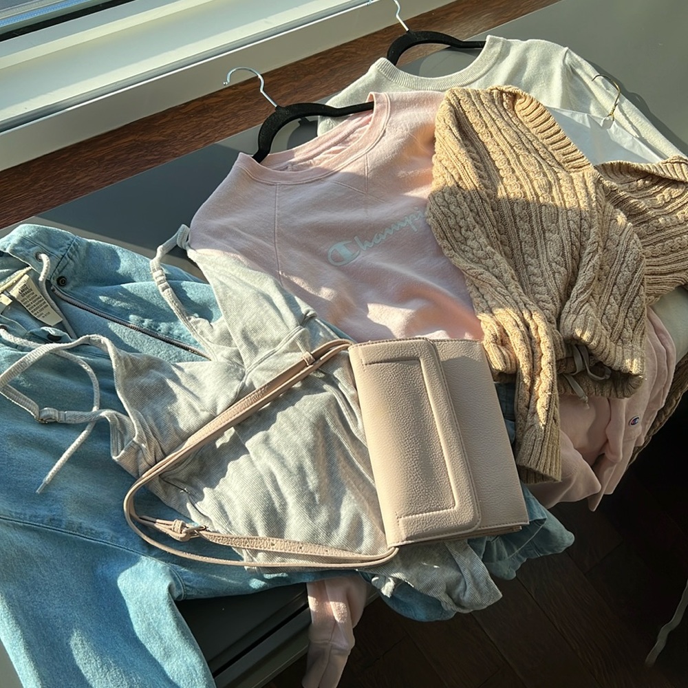 Bundle As Is *Lululemon and Champion*